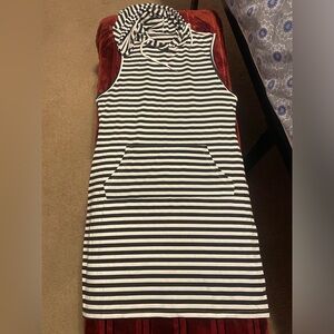 Nwt black white striped with pocket and hoodie body on dress